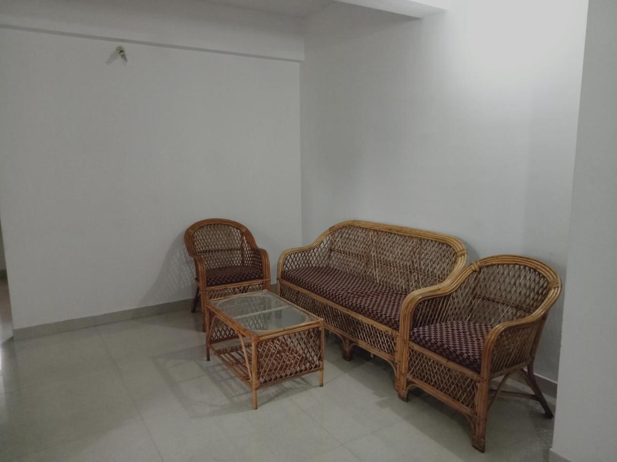 Zalor Residency 2 Apartment Varca Bagian luar foto