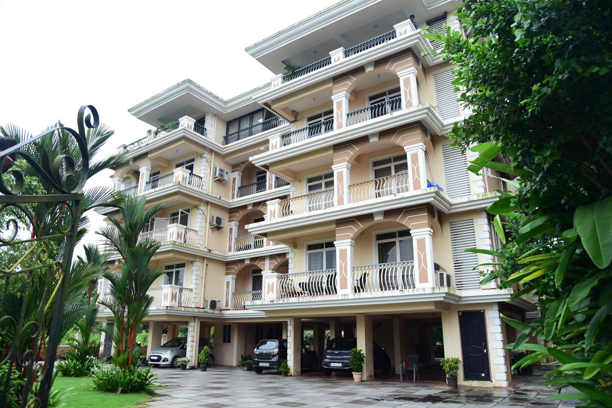 Zalor Residency 2 Apartment Varca Bagian luar foto