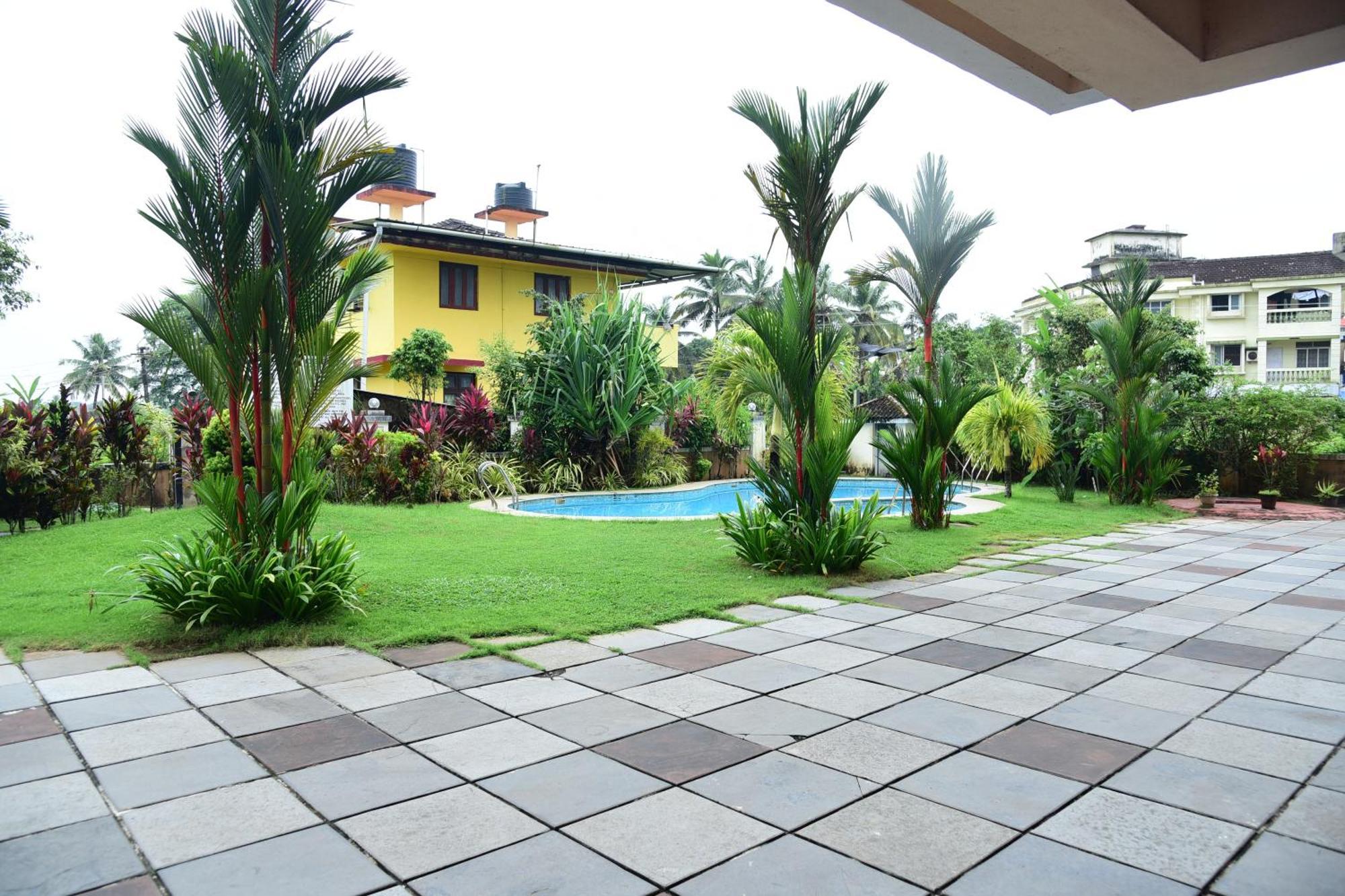 Zalor Residency 2 Apartment Varca Bagian luar foto