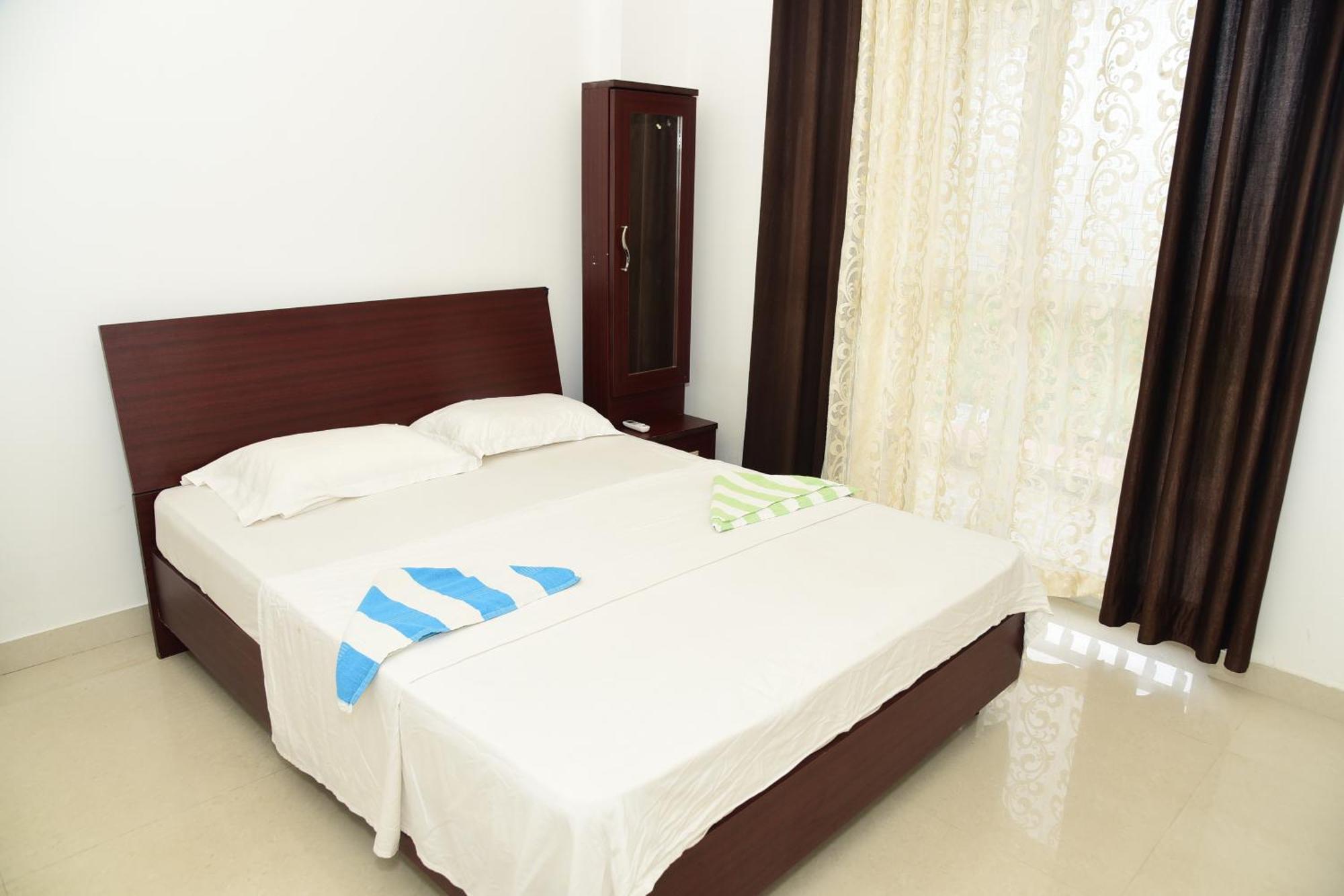 Zalor Residency 2 Apartment Varca Bagian luar foto