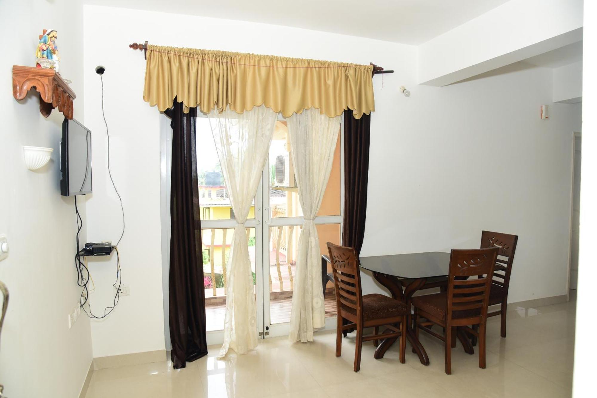 Zalor Residency 2 Apartment Varca Bagian luar foto