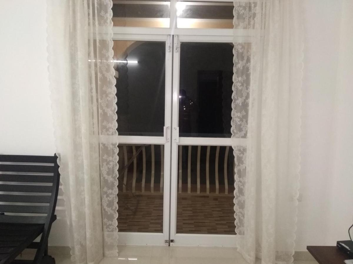 Zalor Residency 2 Apartment Varca Bagian luar foto