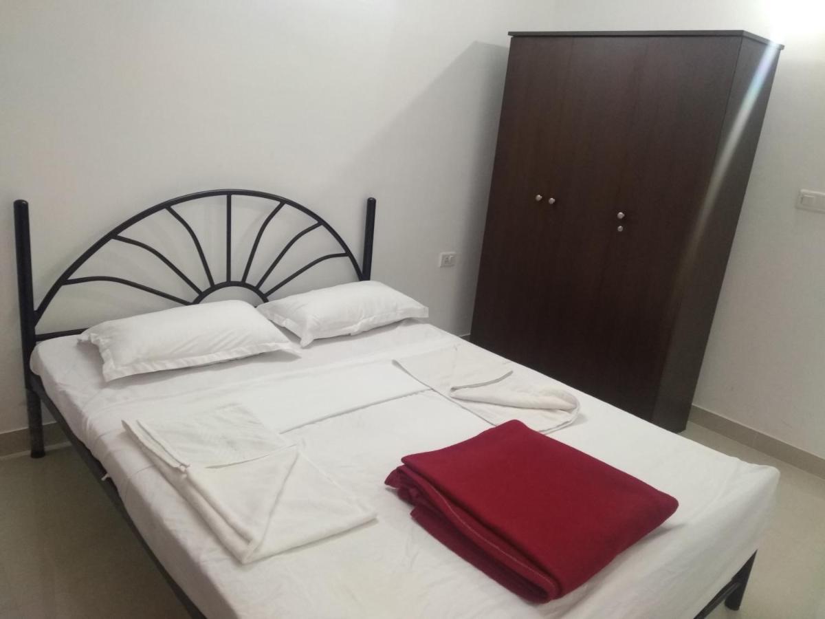 Zalor Residency 2 Apartment Varca Bagian luar foto